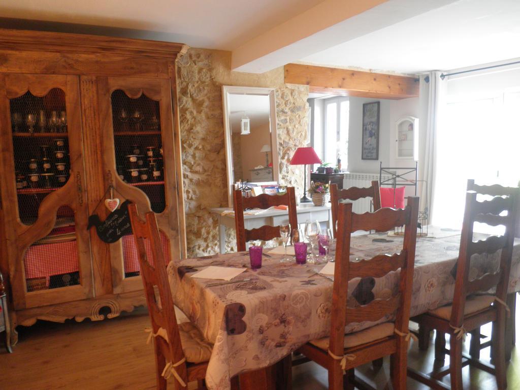 Domaine De La Vigne Bed and Breakfast Cadalen Eksteriør billede